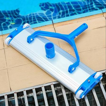 Deluxe Triangular Vacuum Head